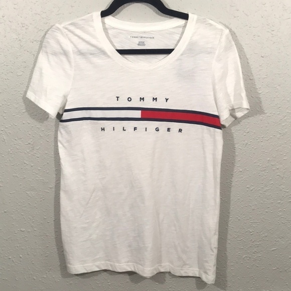 Tommy Hilfiger NWT White Embroidered Short Sleeve Round Neck T-Shirt - Picture 1 of 8